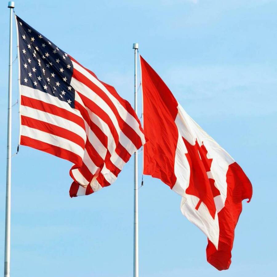 bil us canada flags