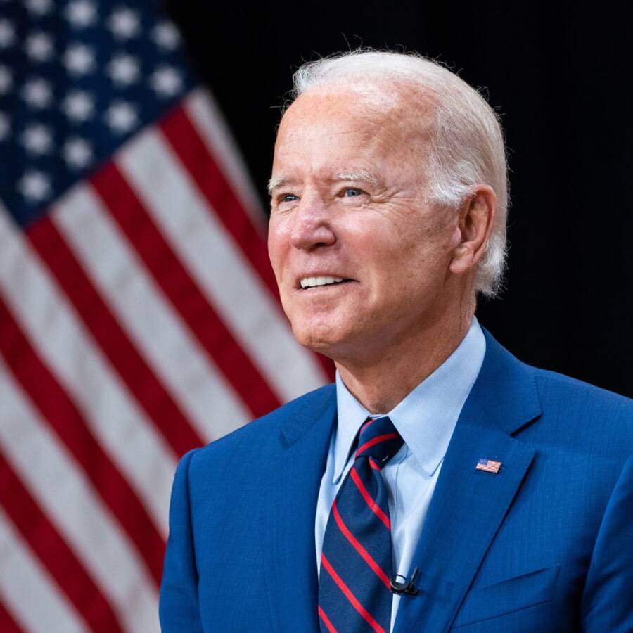 bil bidenBlueFlag