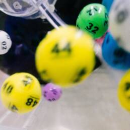 bil lotteryBalls